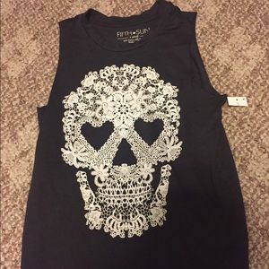 Skull tee shirt sleeveless